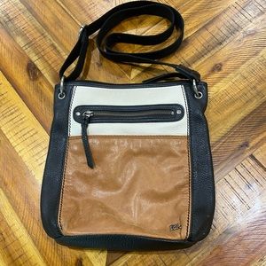 The Sak Laurel Color-
block Leather Crossbody Bag